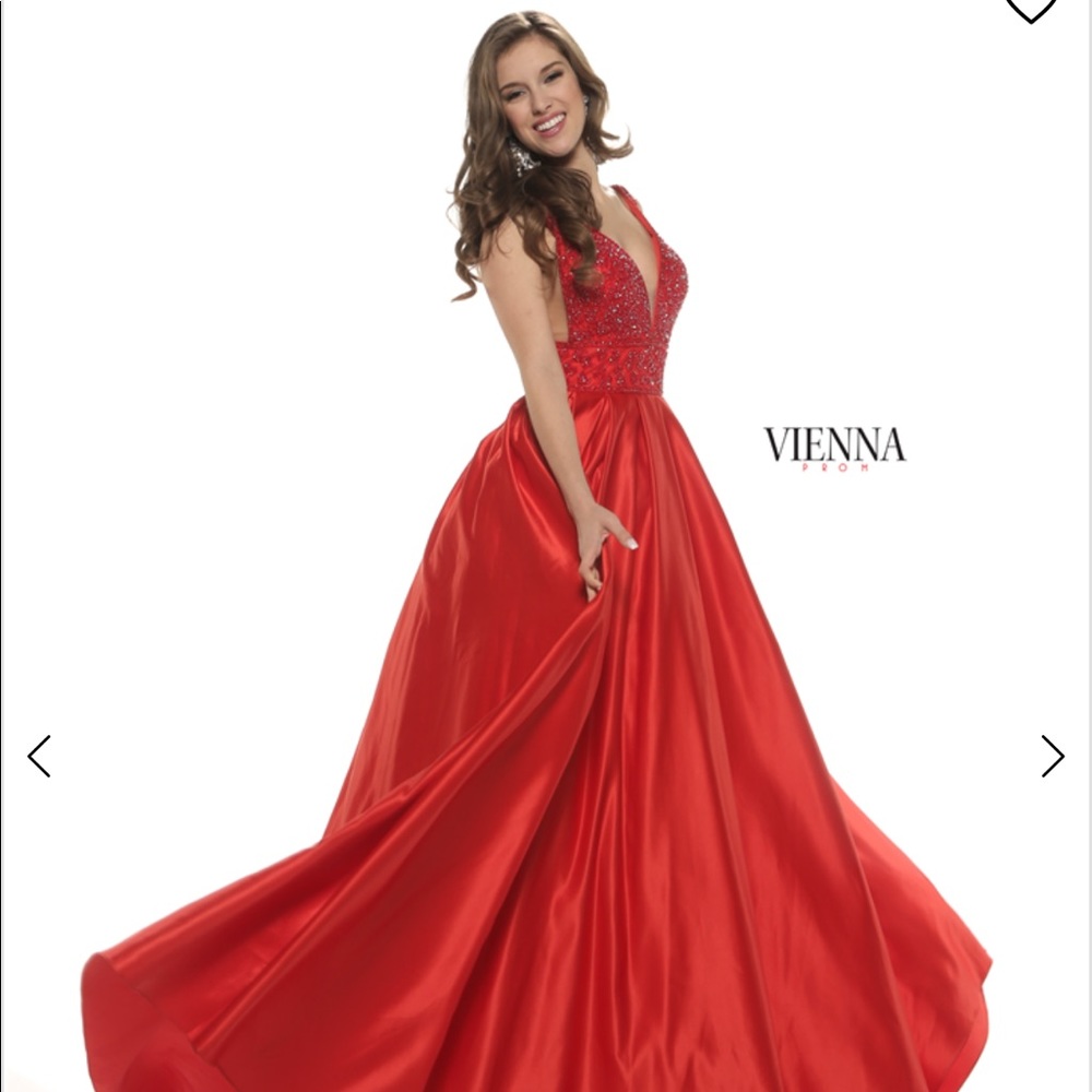 Brand new with tag. Color Wine Vienna prom. 7802